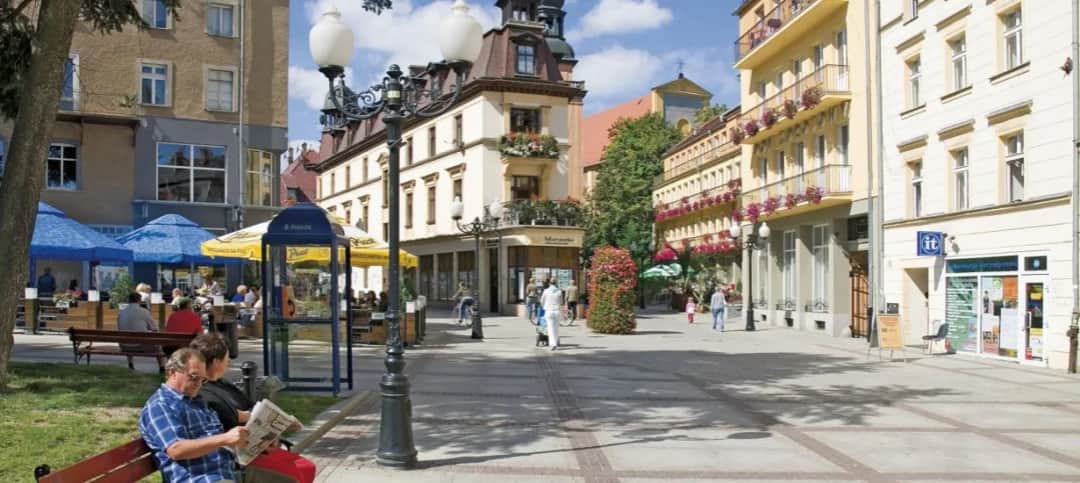 Cieplice-Zdrój: Sanatoria i leczenie dla seniorów pełny poradnik